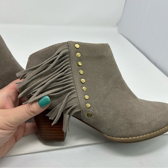 Vionic Western Faros Gray Leather Fringed Studded Ankle Boots Size 7 Almond Toe - Picture 7 of 12